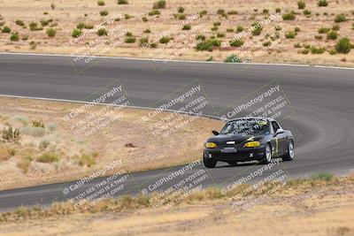 media/Jun-01-2025-CalClub SCCA (Sun) [[eae223c5dd]]/Group 5/Lap race/